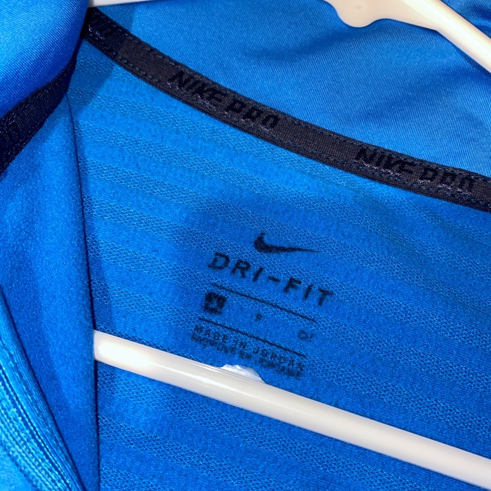 Nike Dri-Fit Blue Sweater